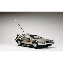 国内:タカラトミーモール限定 1/10スケール バック・トゥ・ザ