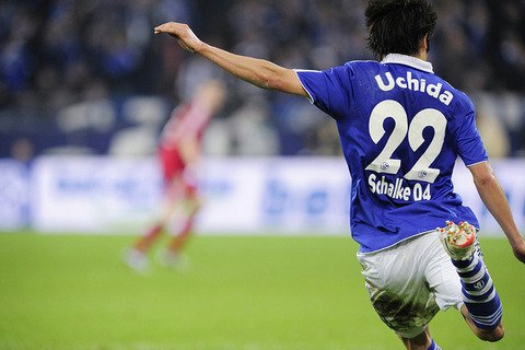 鹿島vs清水戦に内田篤人が来場だと…どっちが本物のウッチーか決めて