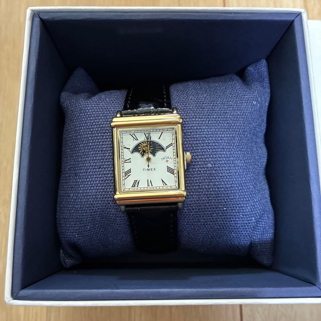 新品 Noah x Timex Sun and Moon Watch Black 即完売】NOAH × TIMEX クラシックなデザインが魅力の Sun and Moon