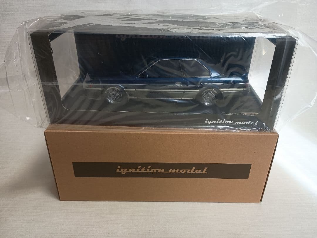 イグニッションモデル　1/18 レパード 3.0アルティマ　F31 kidbox_ig3701