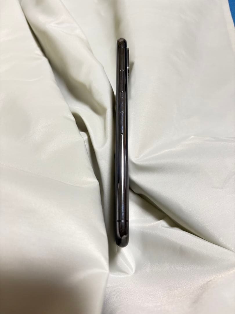 Apple iPhone XS 64GB 岸田太郎