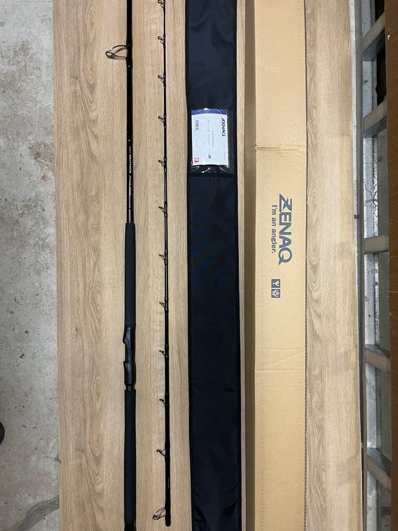 ゼナック　ミュートスアキュラ100hh タイプR