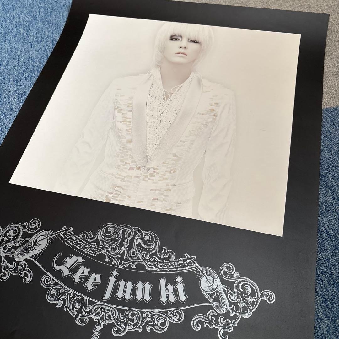 イ・ジュンギ 2009ファンミポスターセット J Styleポスター - メルカリ