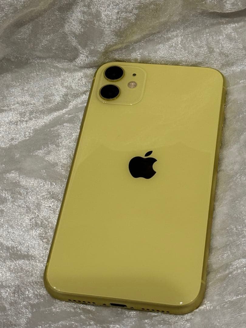 Apple iPhone 11 イエロー 本体 SIMフリー 64GB Amazon.com: Apple iPhone 11, US Version, 64GB, Yellow - Unlocked